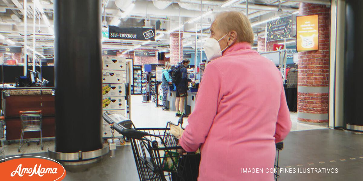 Señora Rica Señora rica se burla de anciana en centro comercial, al día siguiente ...